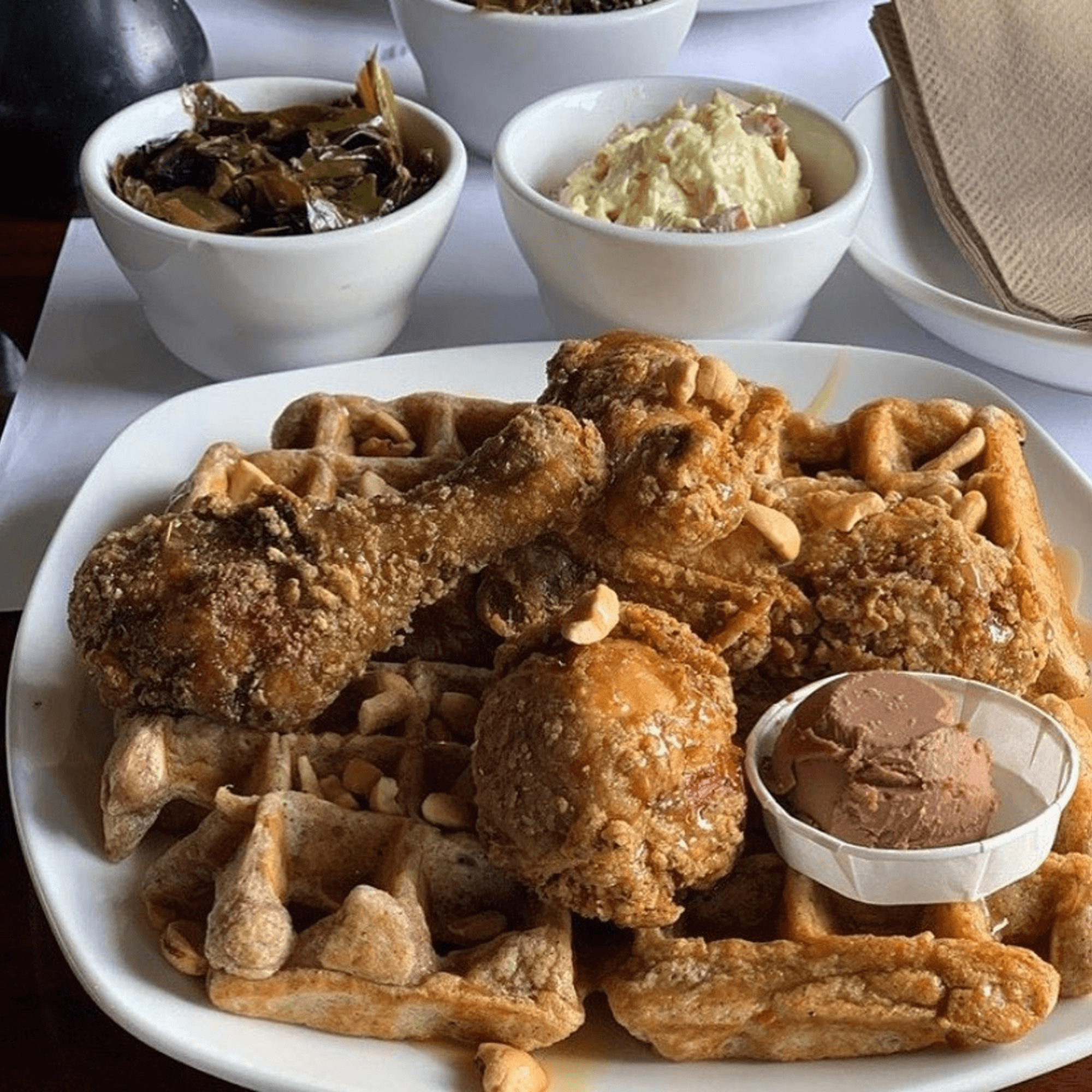 Dame's Chicken & Waffles gallery image #1