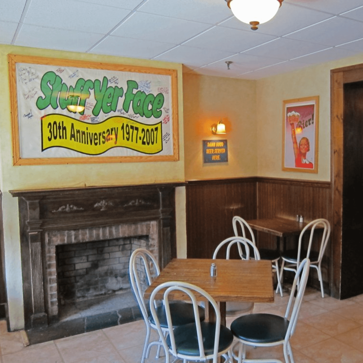 Your Table’s Waiting—Come On In