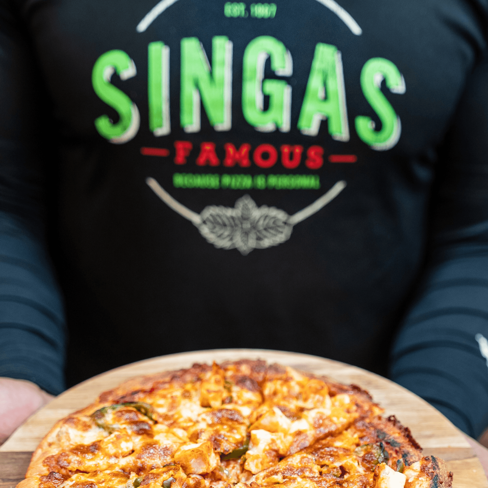 Singas Famous Pizza gallery image #8