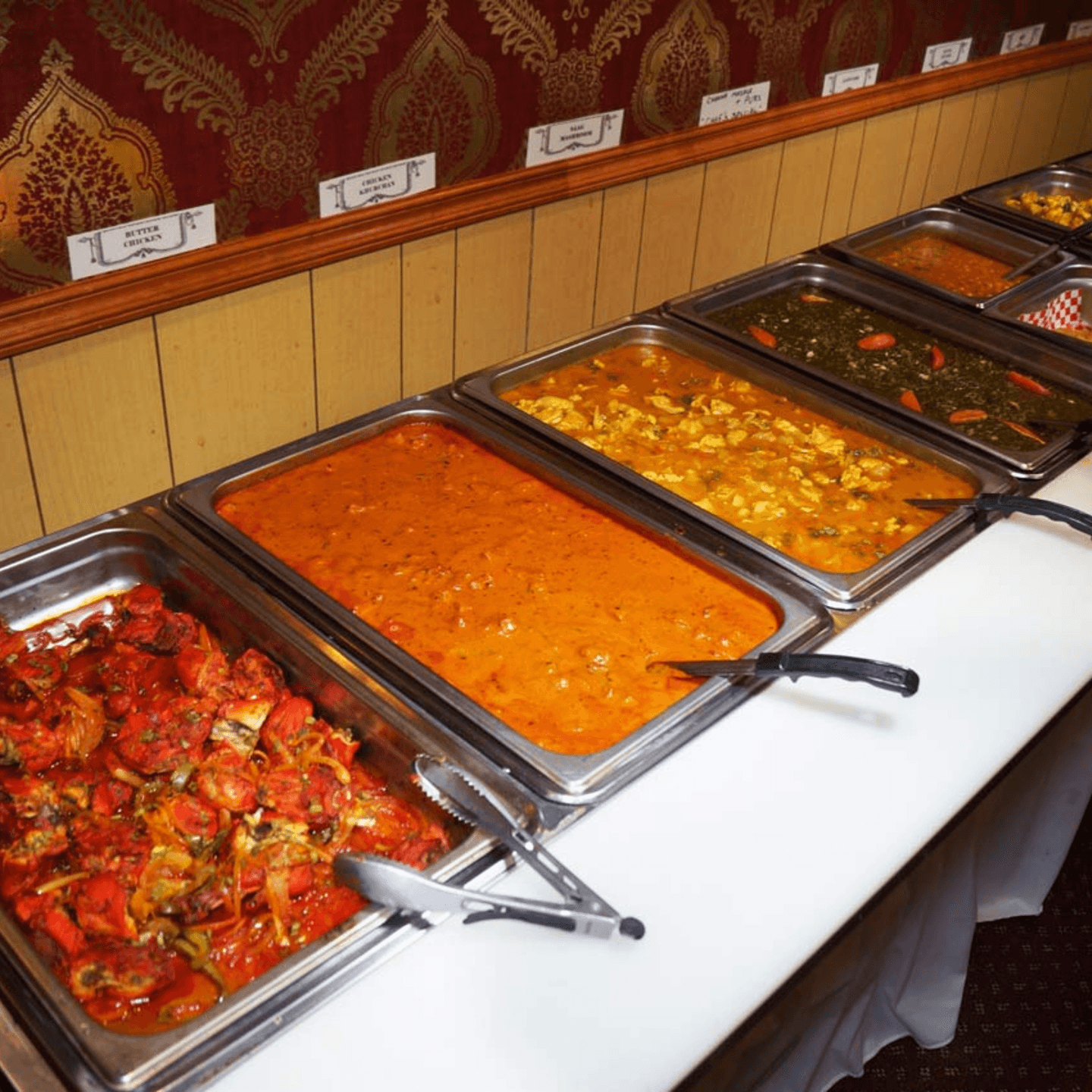 Enjoy Our Buffet🍲