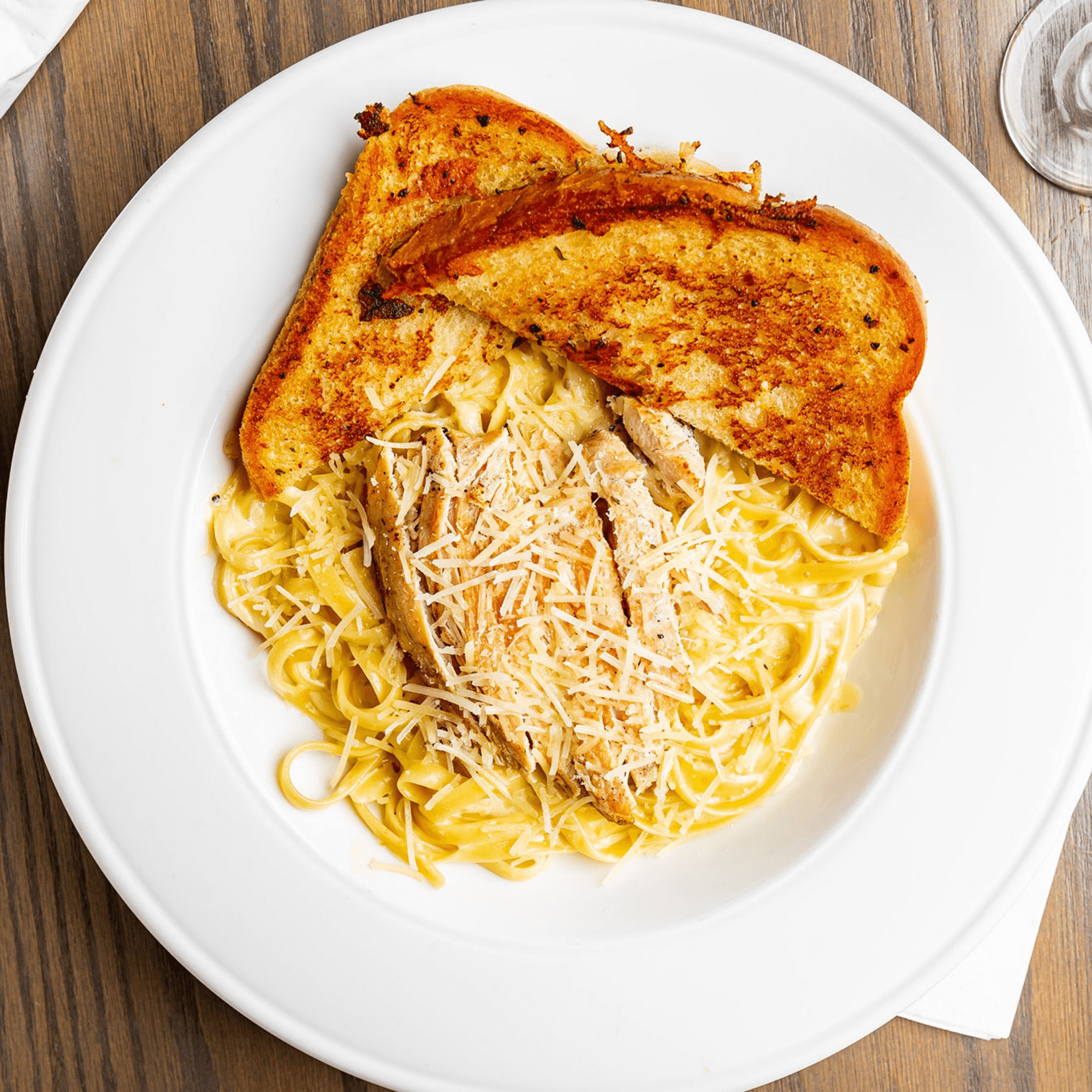 Rookies Sports Bar & Grill gallery image #2