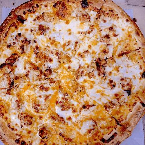 Buffalo Chicken Pizza: A Spicy Slice