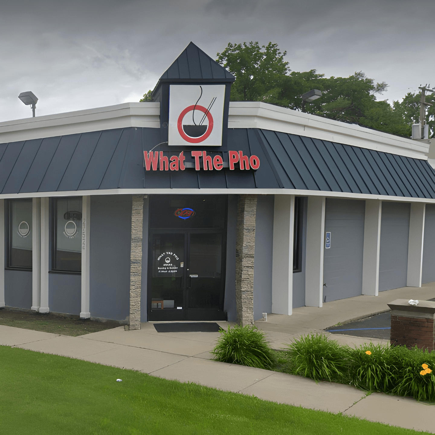 Phở, Friends & Flavor in Every Bowl 