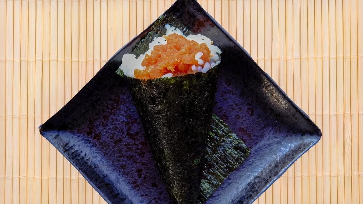Spicy Tuna Hand Roll (No Cucumber).