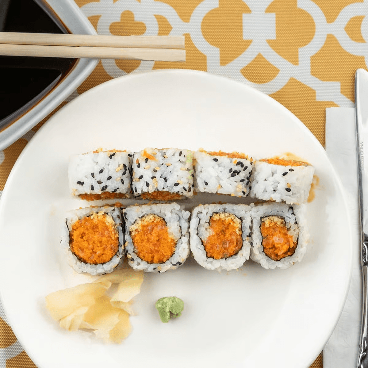 48. Spicy-Crunchy Salmon Roll.