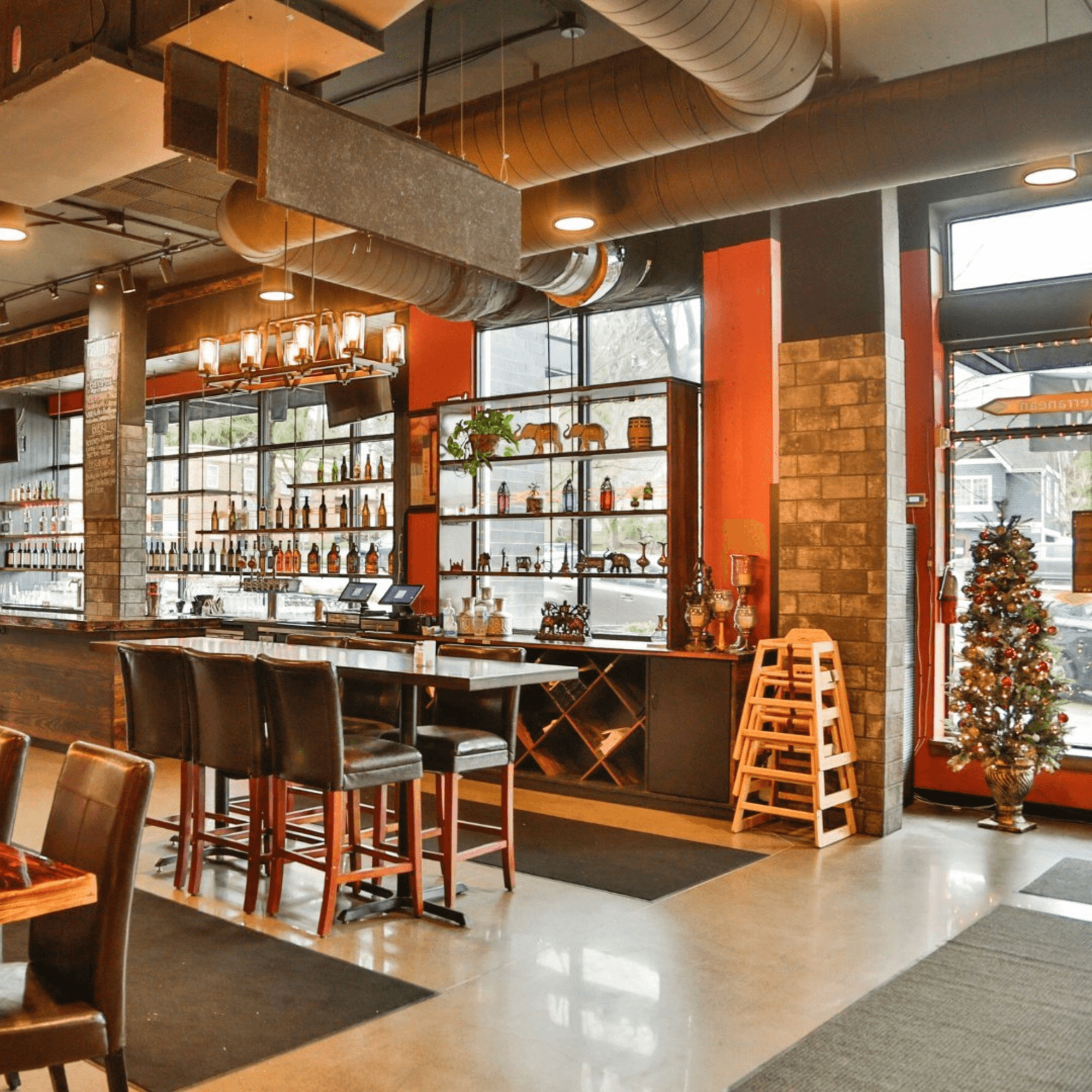 Bay Leaf Bar and Grill gallery image #2