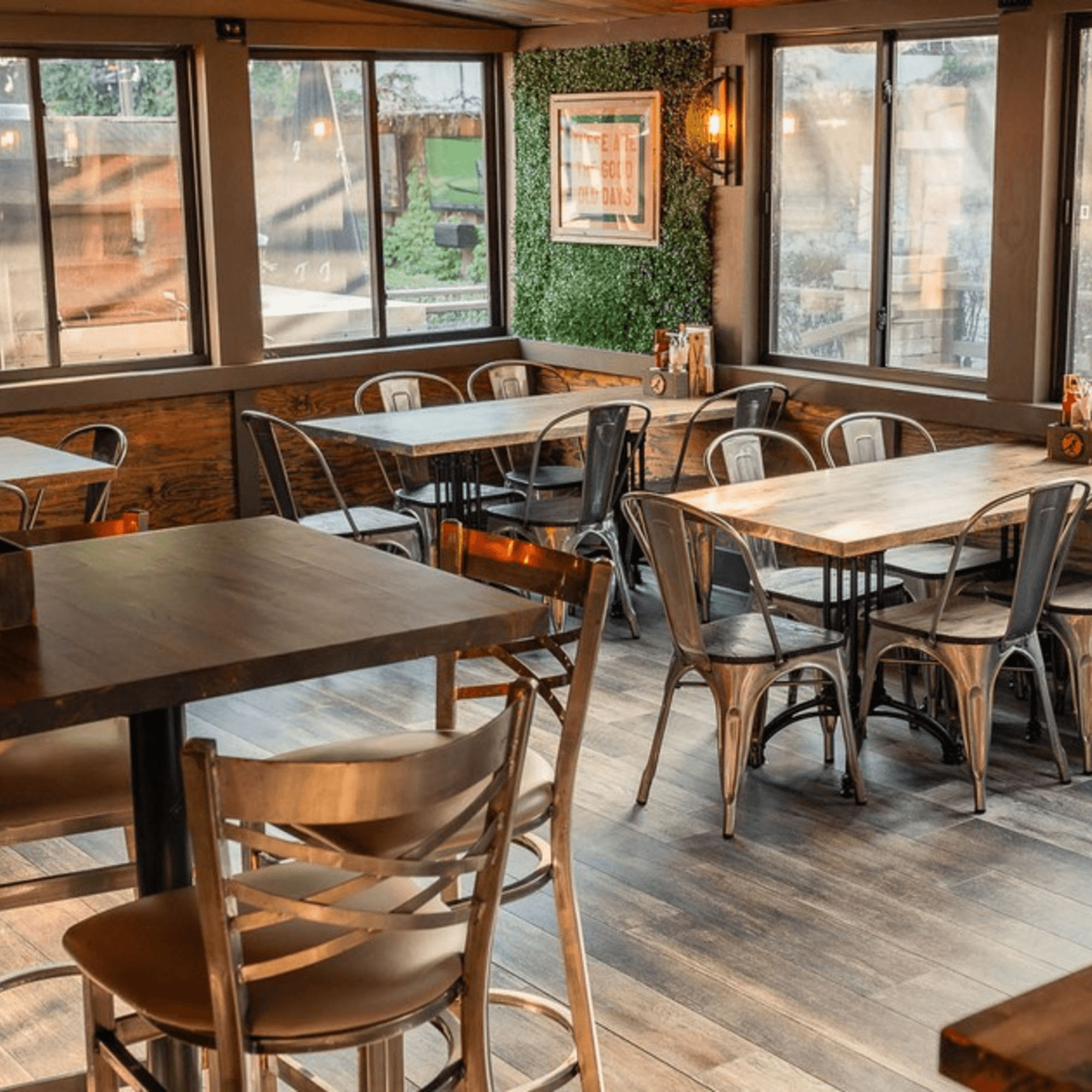 Magpie's Den & Pen gallery image #5