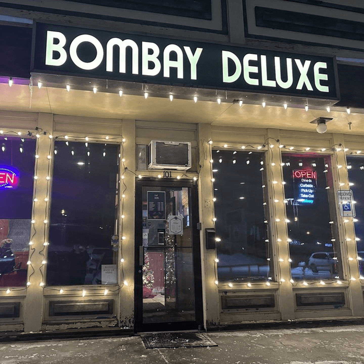 Welcome to Bombay Deluxe!