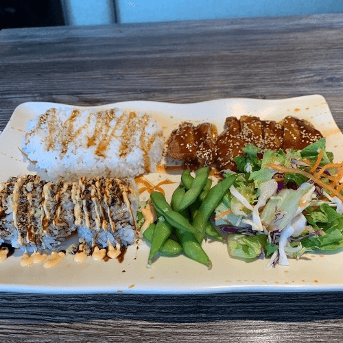 Ch Katsu & Crunchy Roll Bento