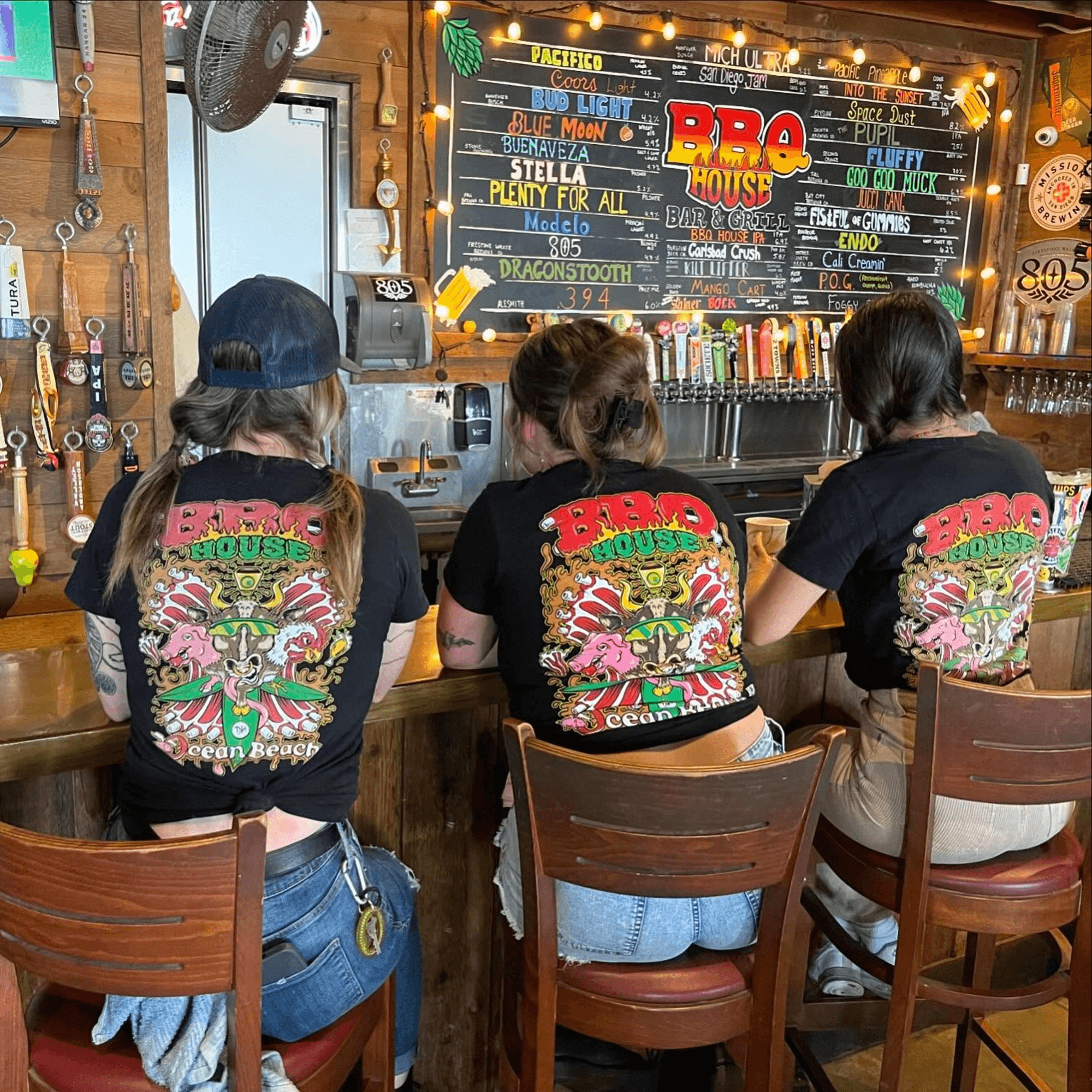 BBQ House Bar & Grill gallery image #3