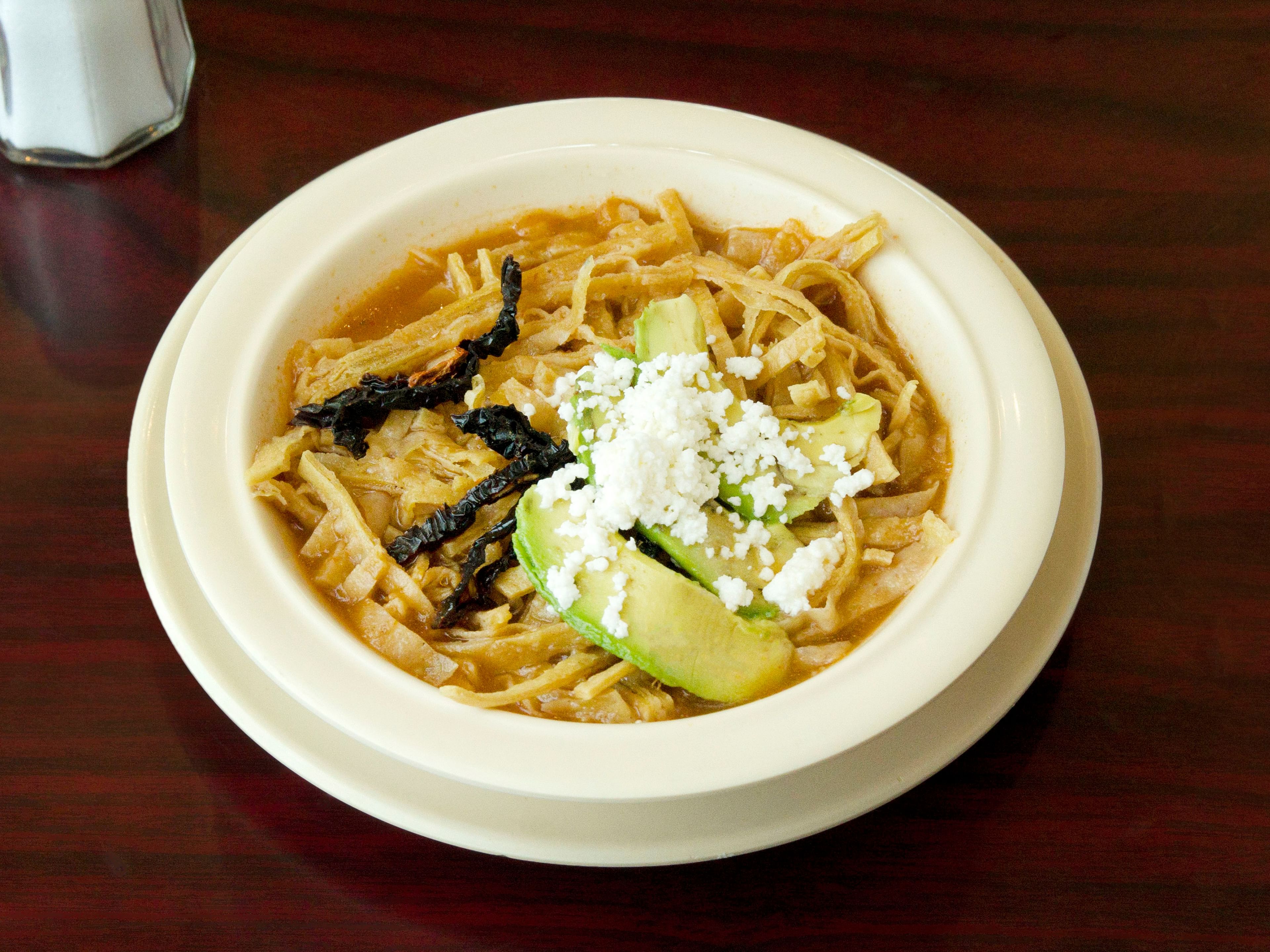 Tortilla Soup / Sopa De Tortilla.