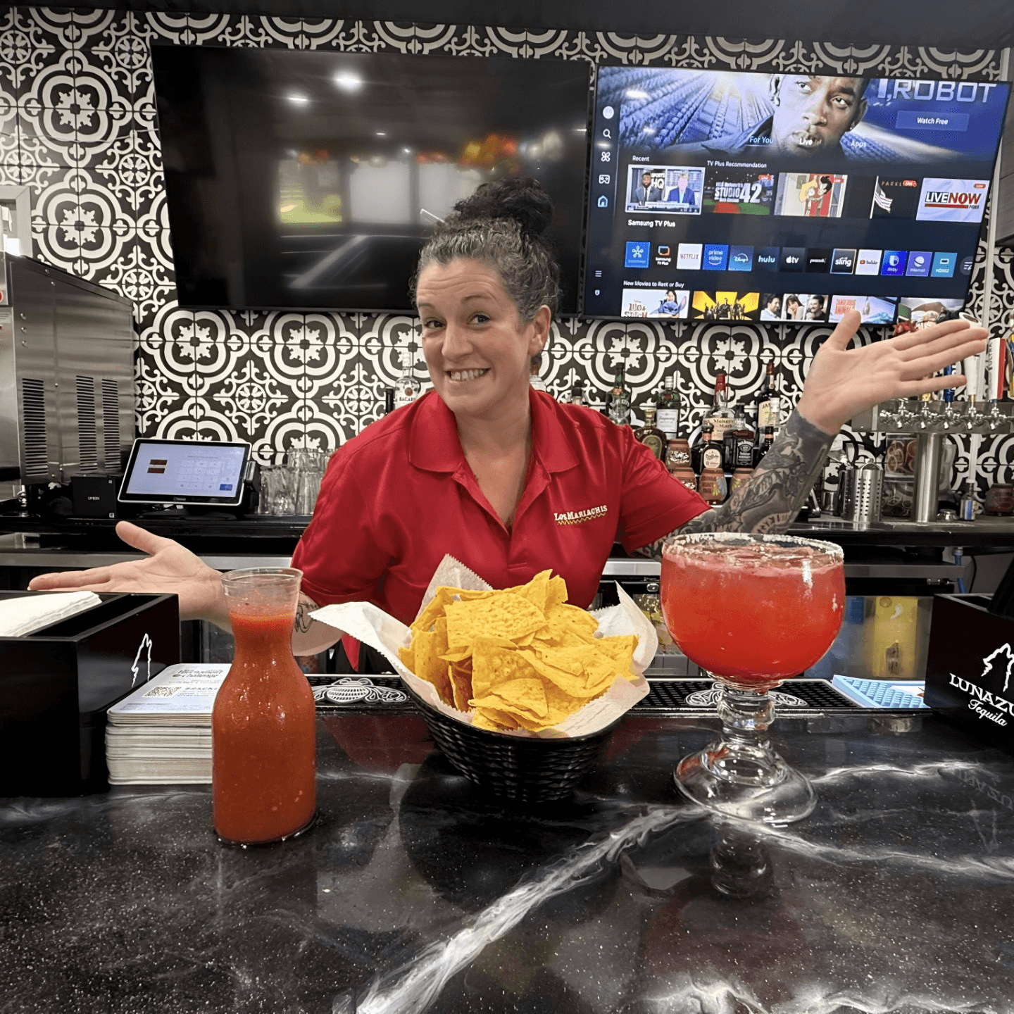 Welcome to Los Mariachis