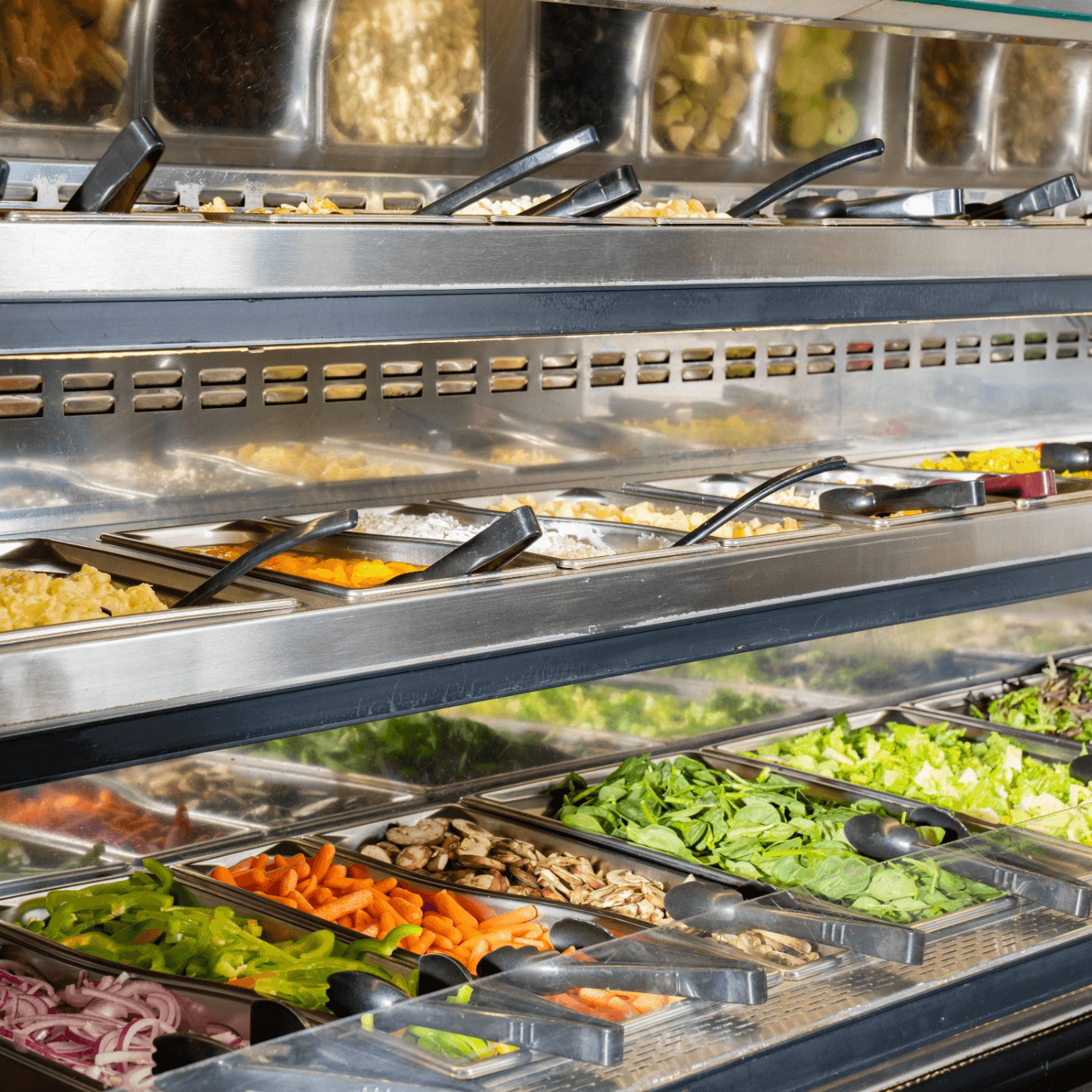Crowd-Pleasing Catering, the Ruszoni’s Way