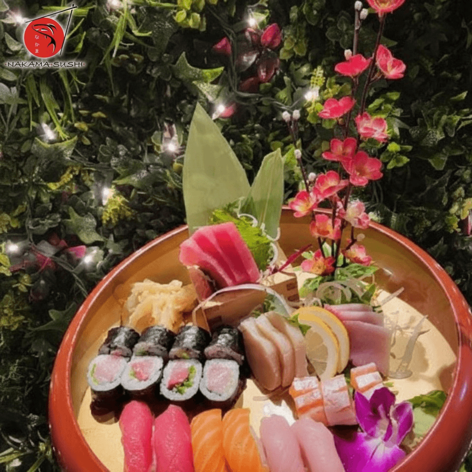 Sushi Sashimi Dinner.