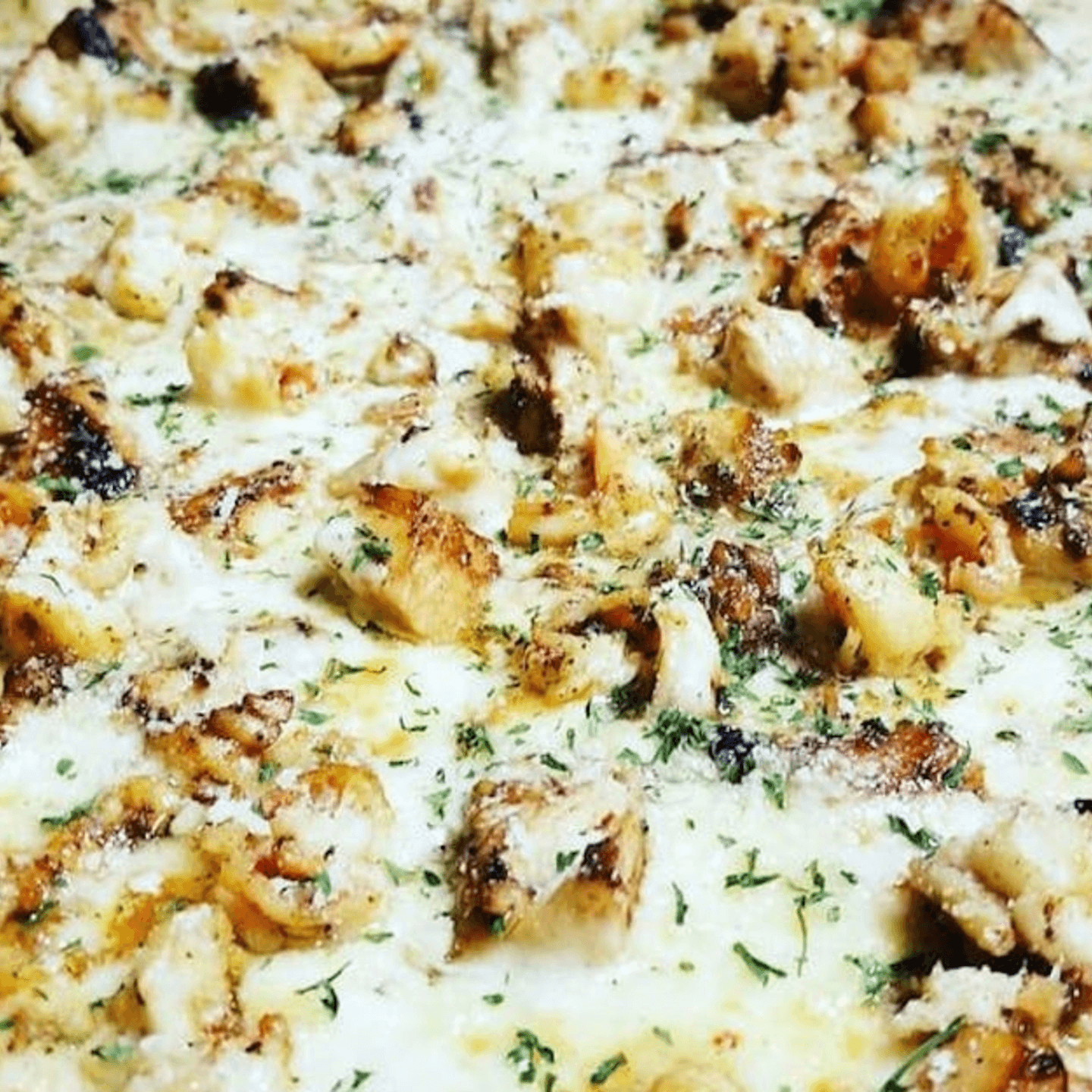 🍕 Creamy Alfredo Bliss