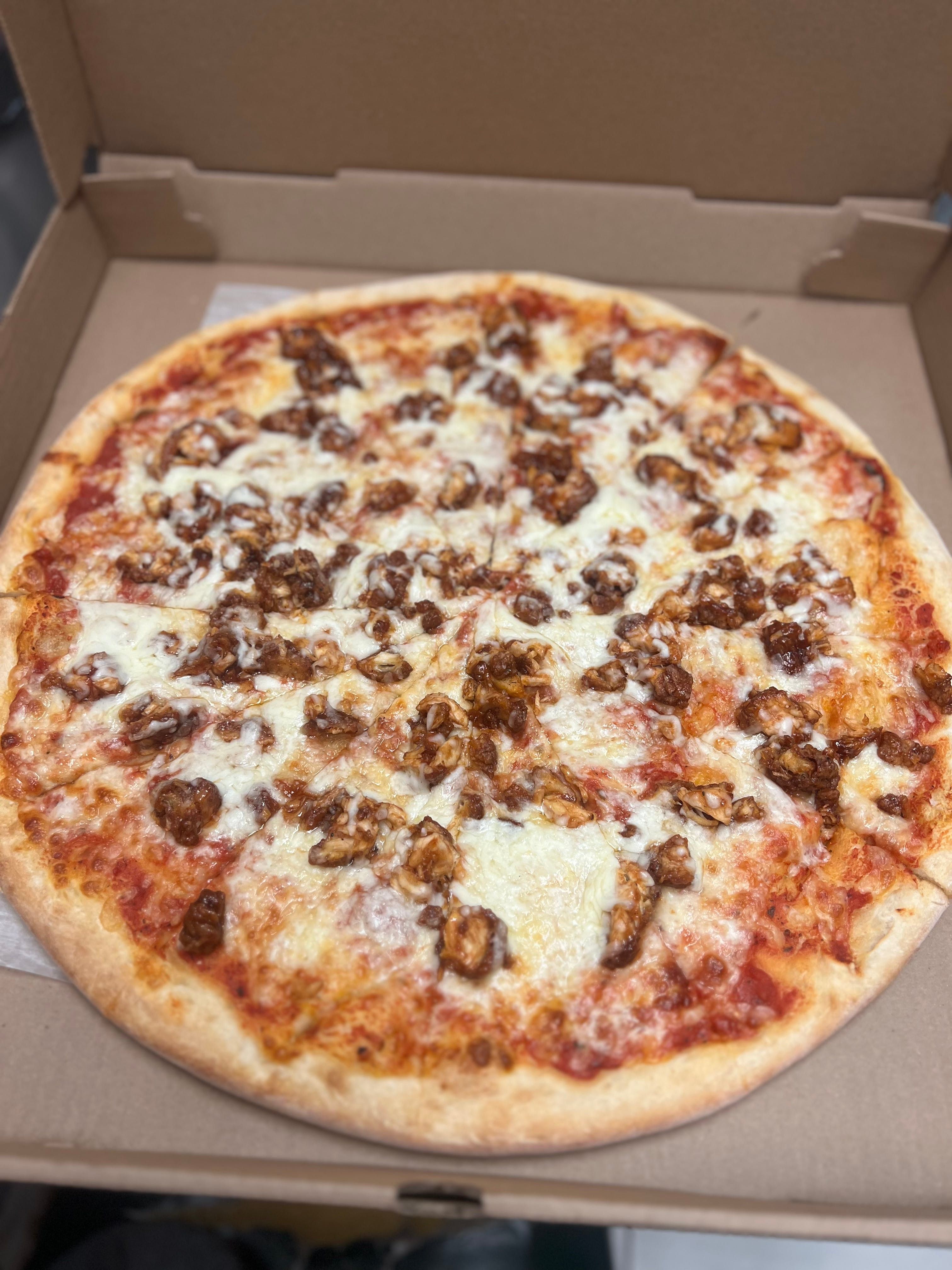 BBQ Chicken Pizza: A Tasty Pizza Option