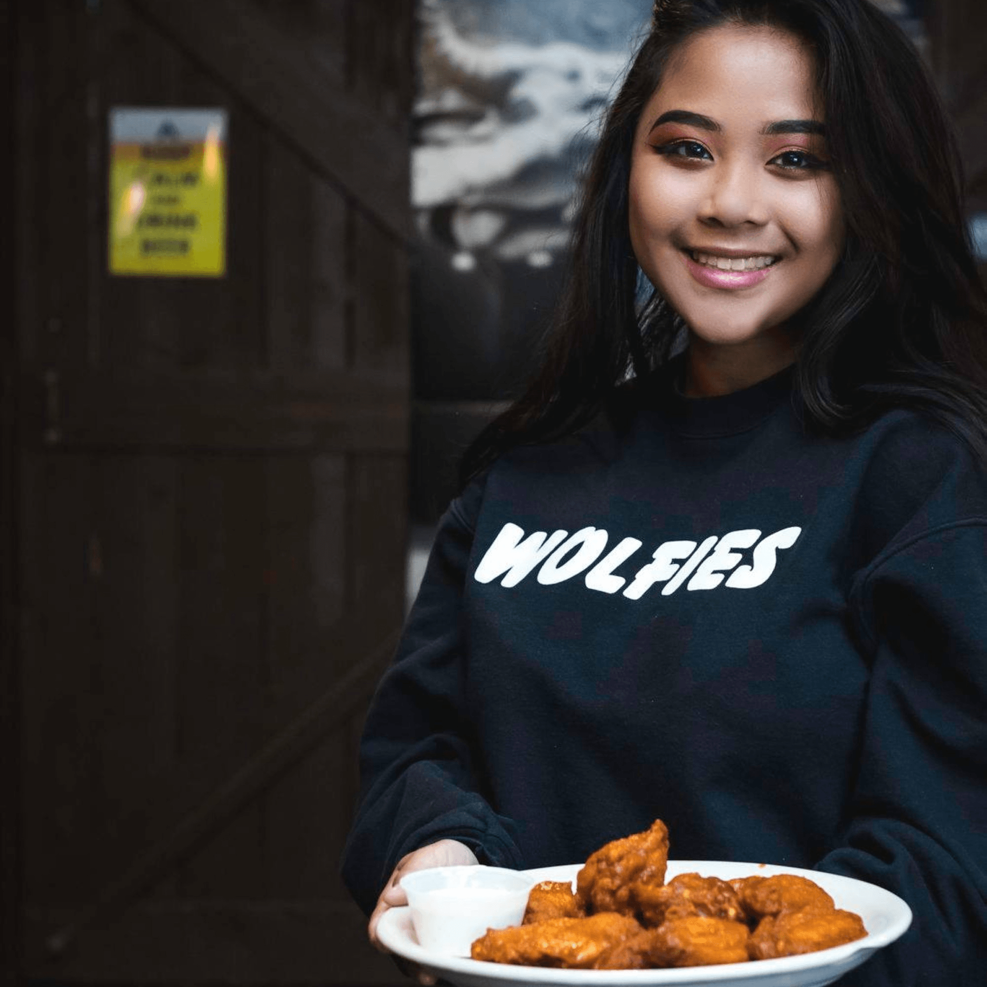 Wolfies Restaurant and Sports Bar gallery image #3