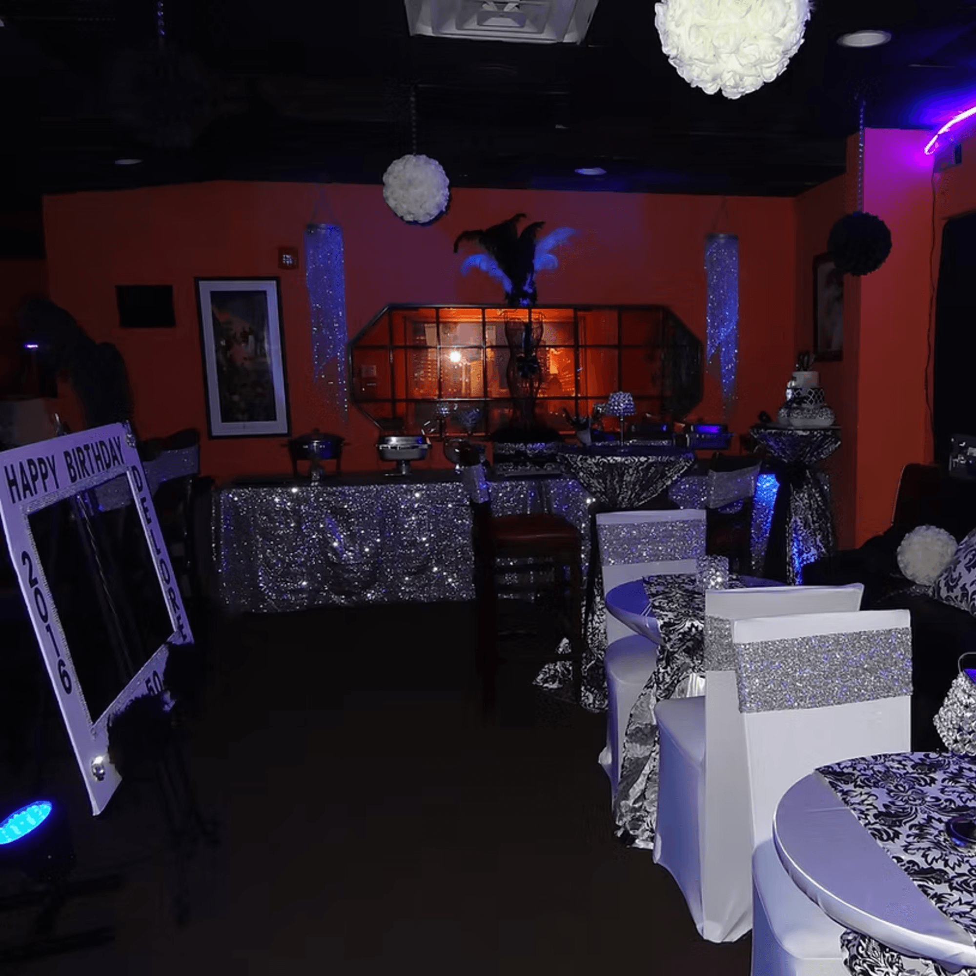 Chicago Bar & Grill gallery image #23