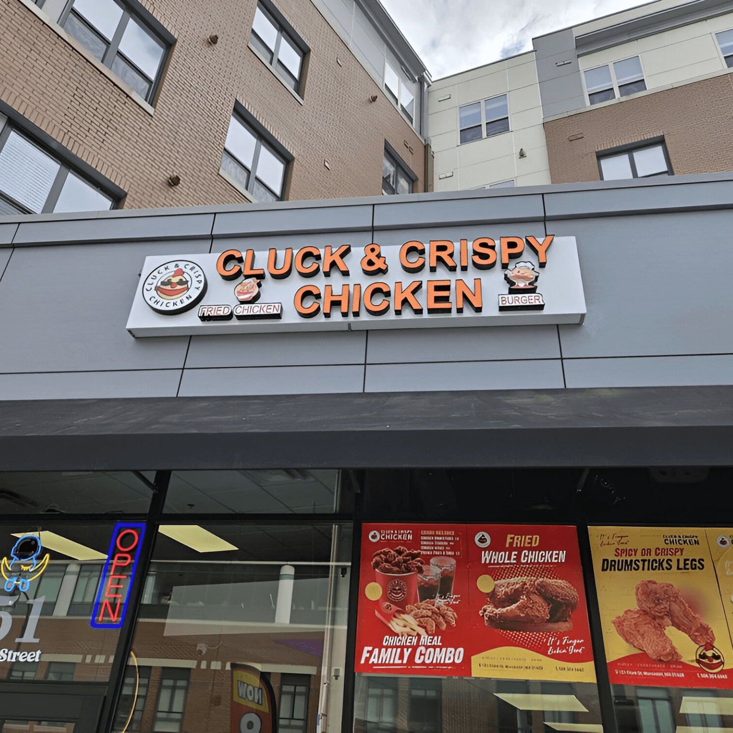 Welcome to Cluck & Crispy Chicken