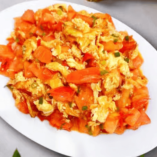 Scrambled Eggs with Diced Tomatoes / 西红柿炒蛋.