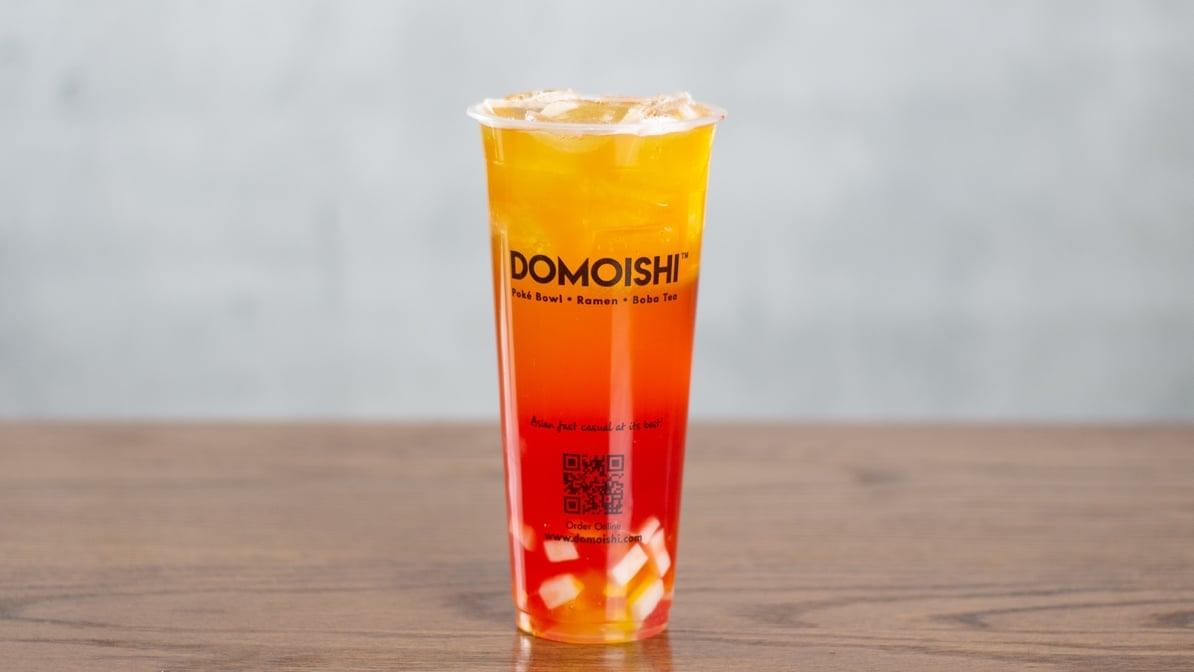 Pina strawberry green tea.