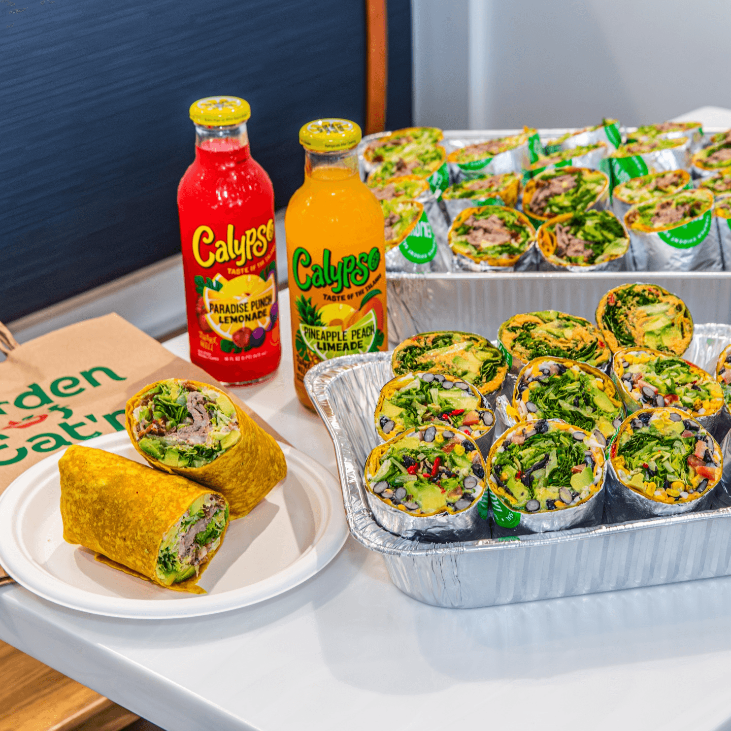 🍹 Happy Hour at Garden of Eat’n: Mon-Fri 2-5 PM