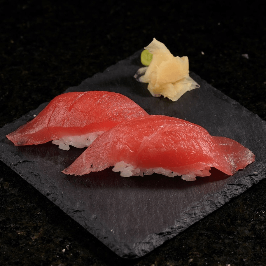 Maguro Nigiri.