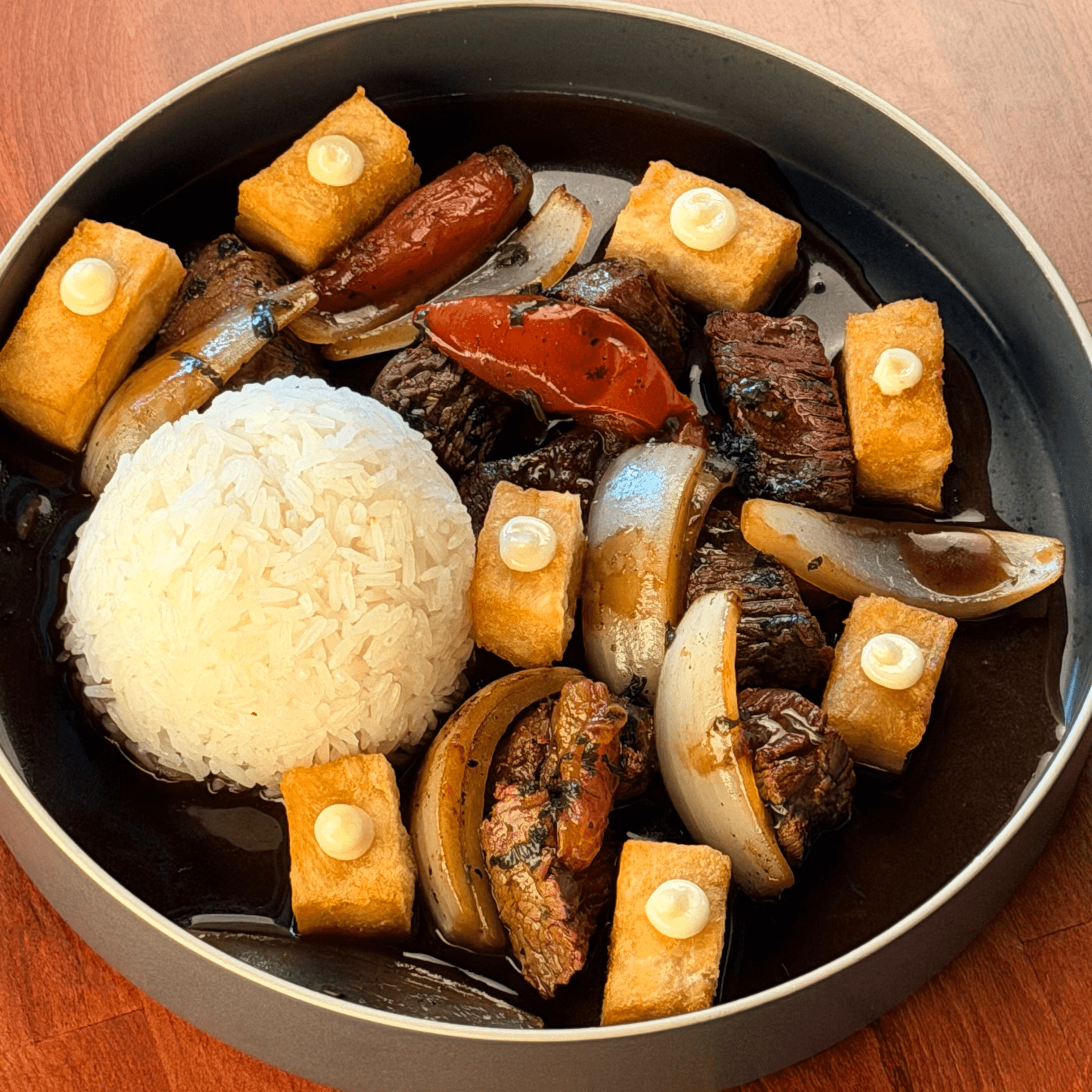 LOMO SALTADO.