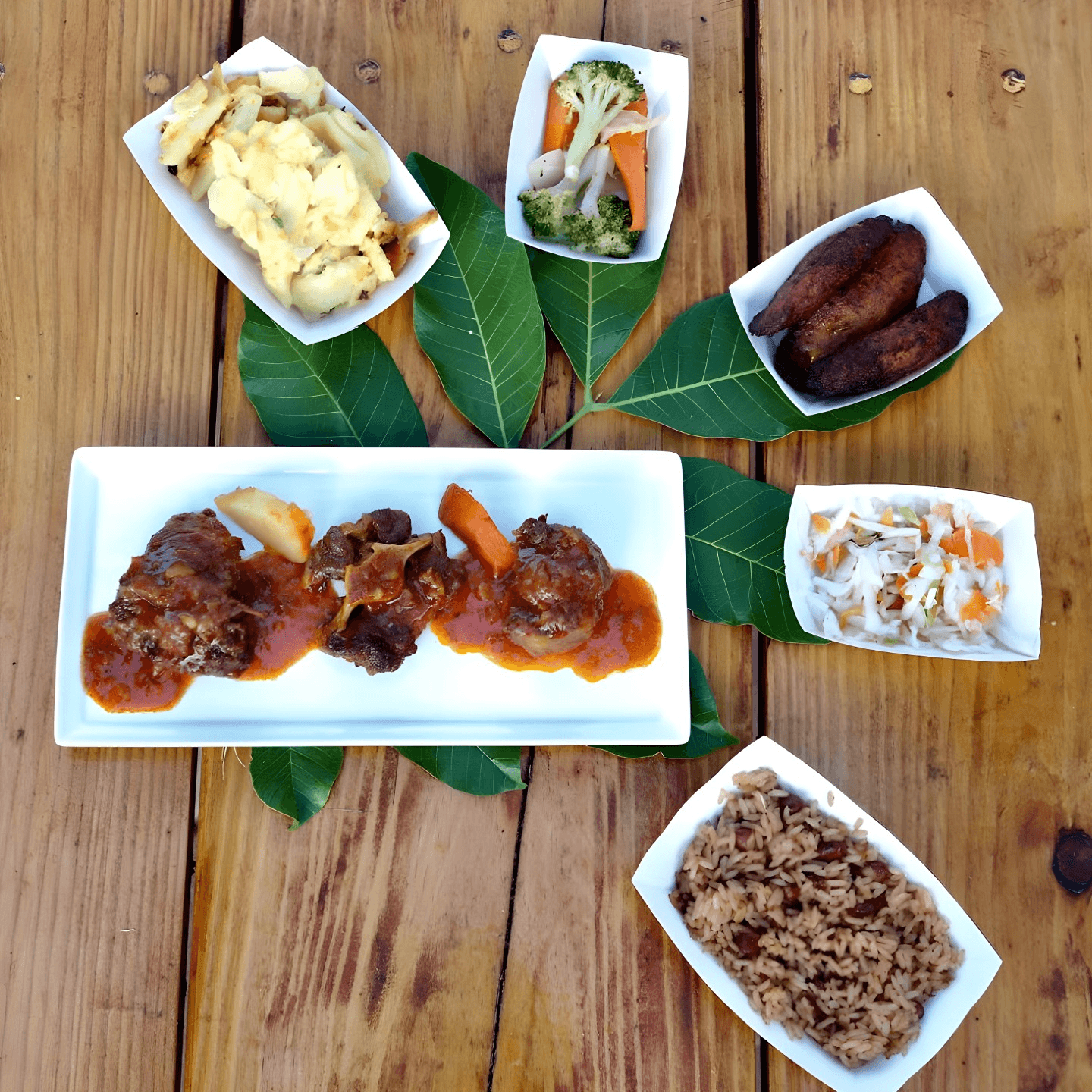 Welcome to Naomi's Garden Restaurant & Lounge  