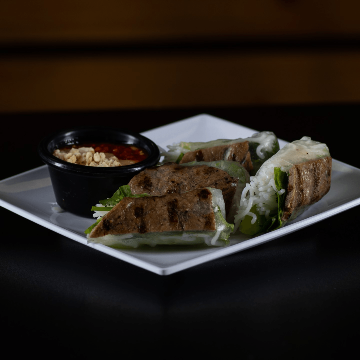 Grilled Pork Spring Rolls: Fresh and Savory!