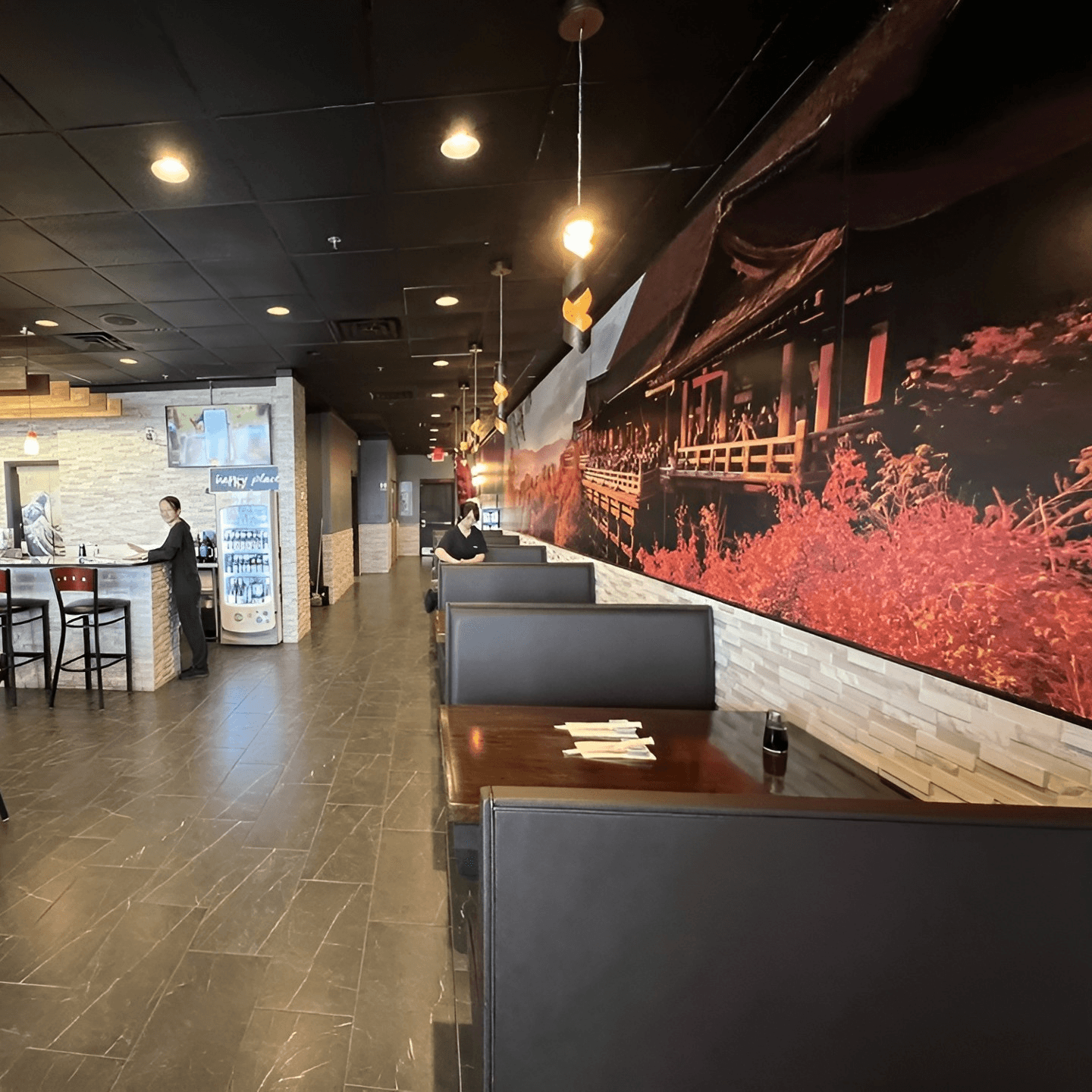 Ambiance: Casual, Family-Friendly, Just Like Home