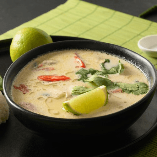 Pollo en Coco/Chicken in coconut.