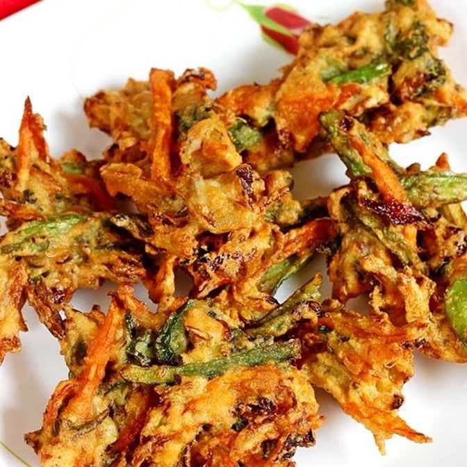 VEG PAKORA.