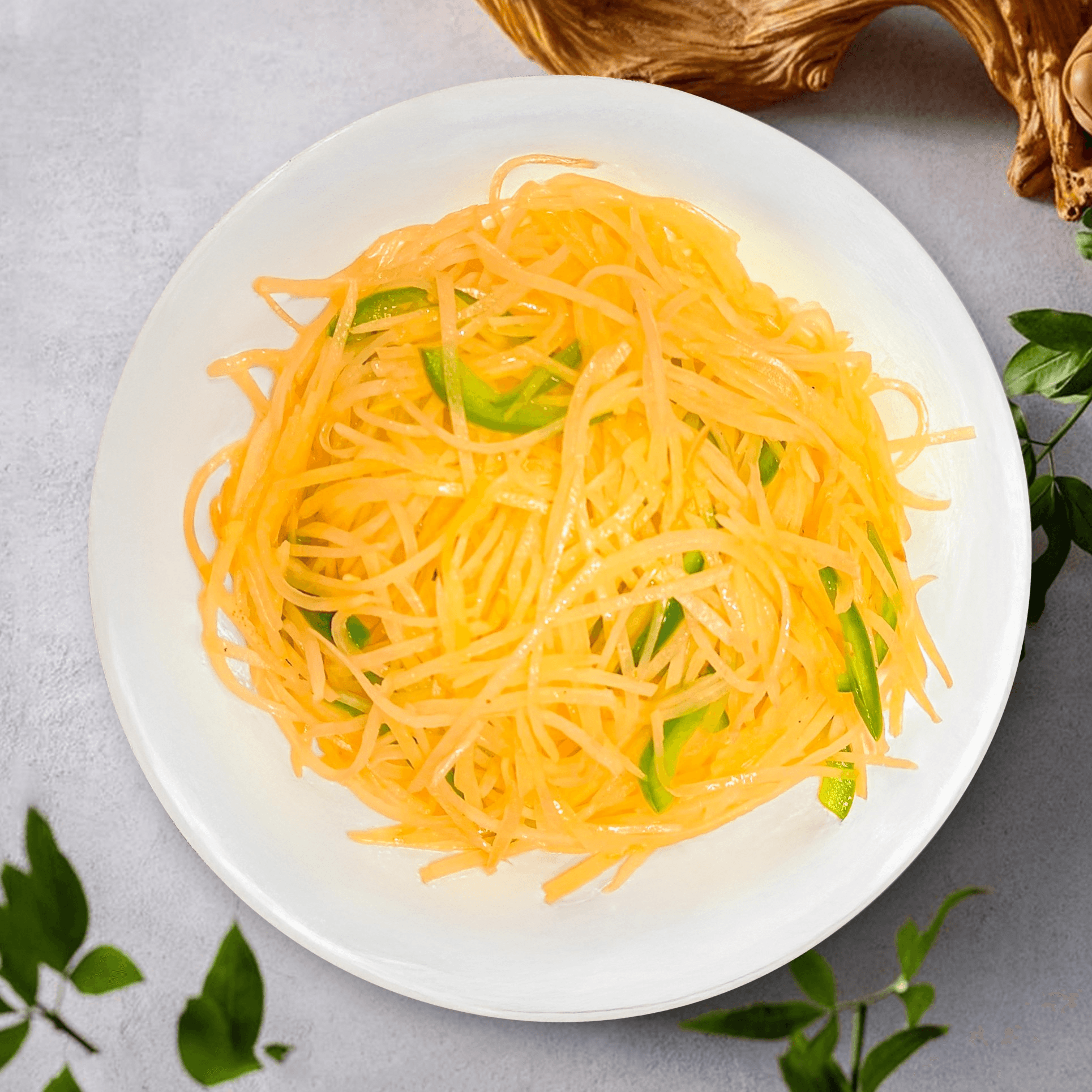 Shredded Potatoes with Green Peppers / 青椒土豆丝.