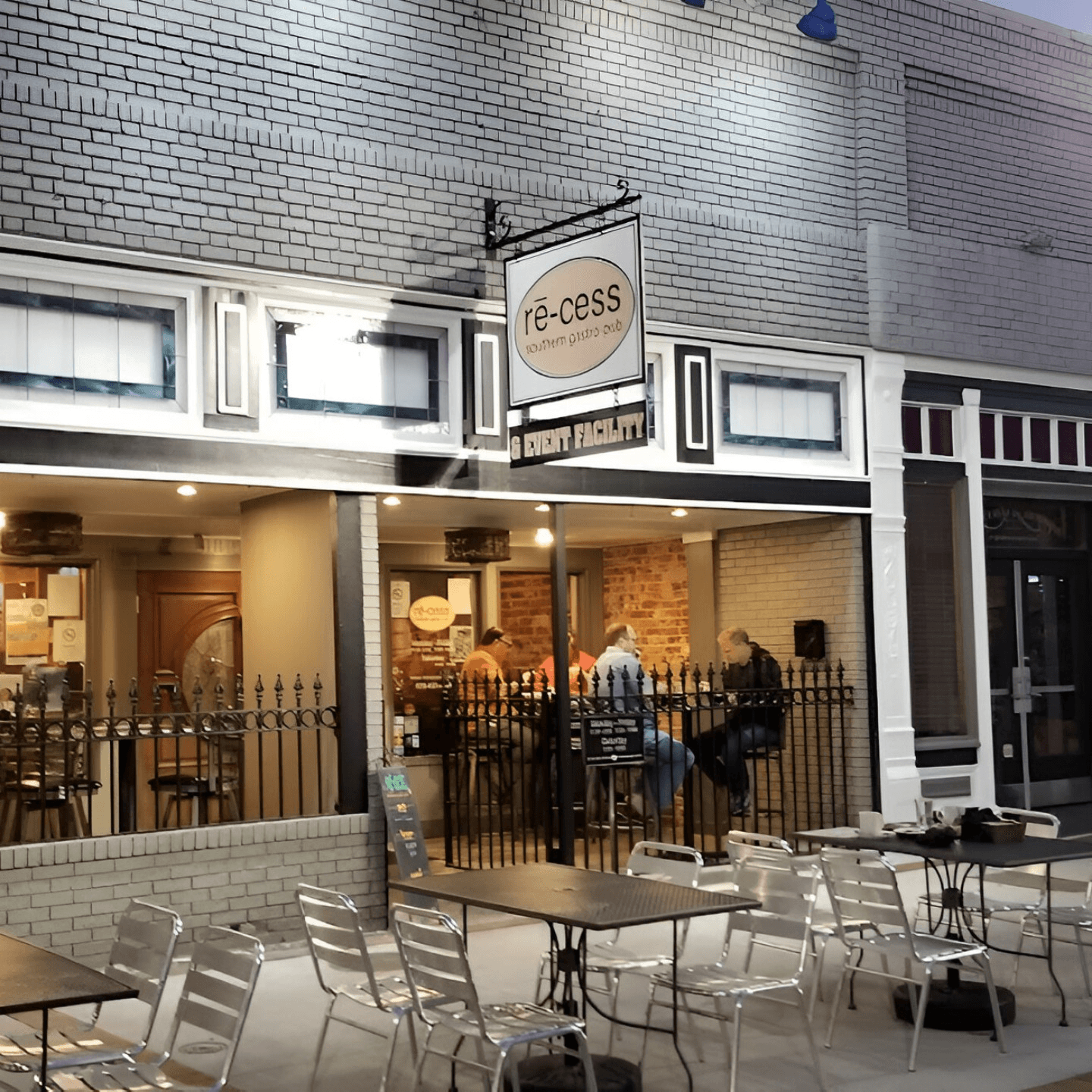 Welcome to Recess Southern Gastro Pub 🍽️