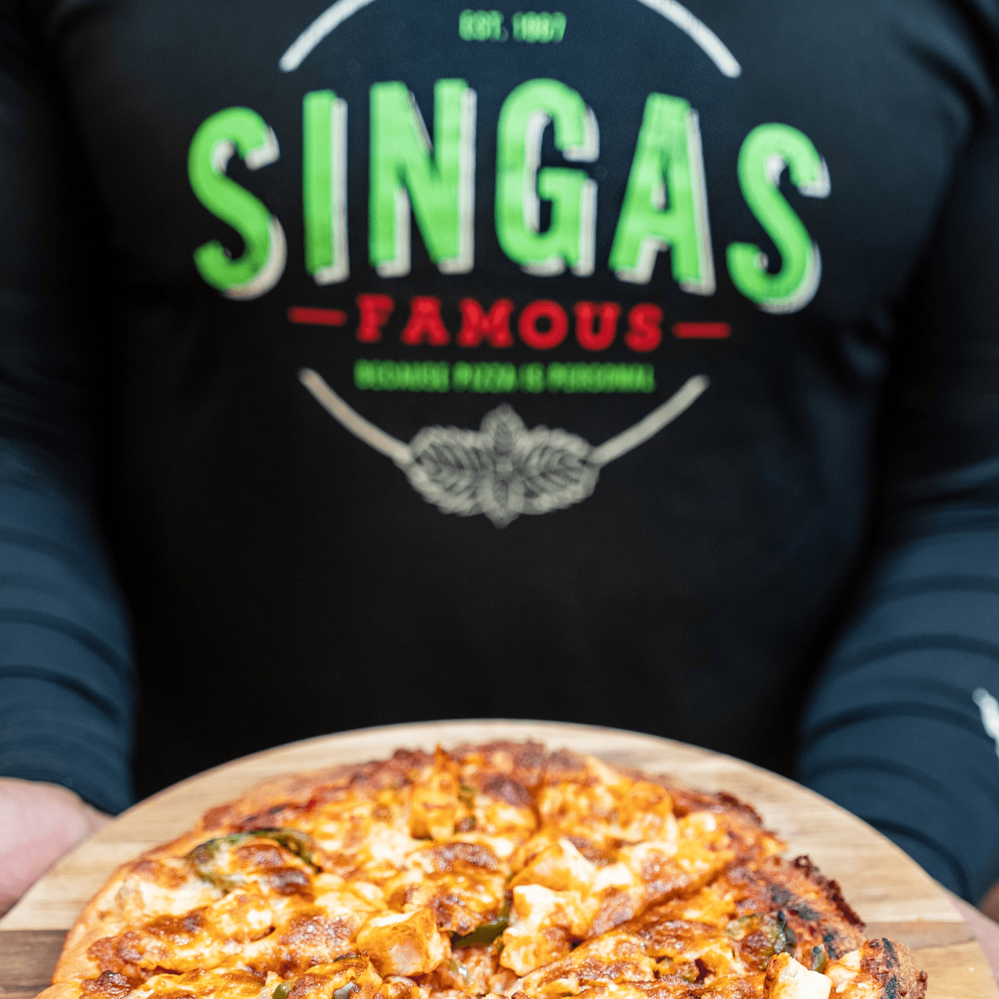 Singas Famous Pizza gallery image #8