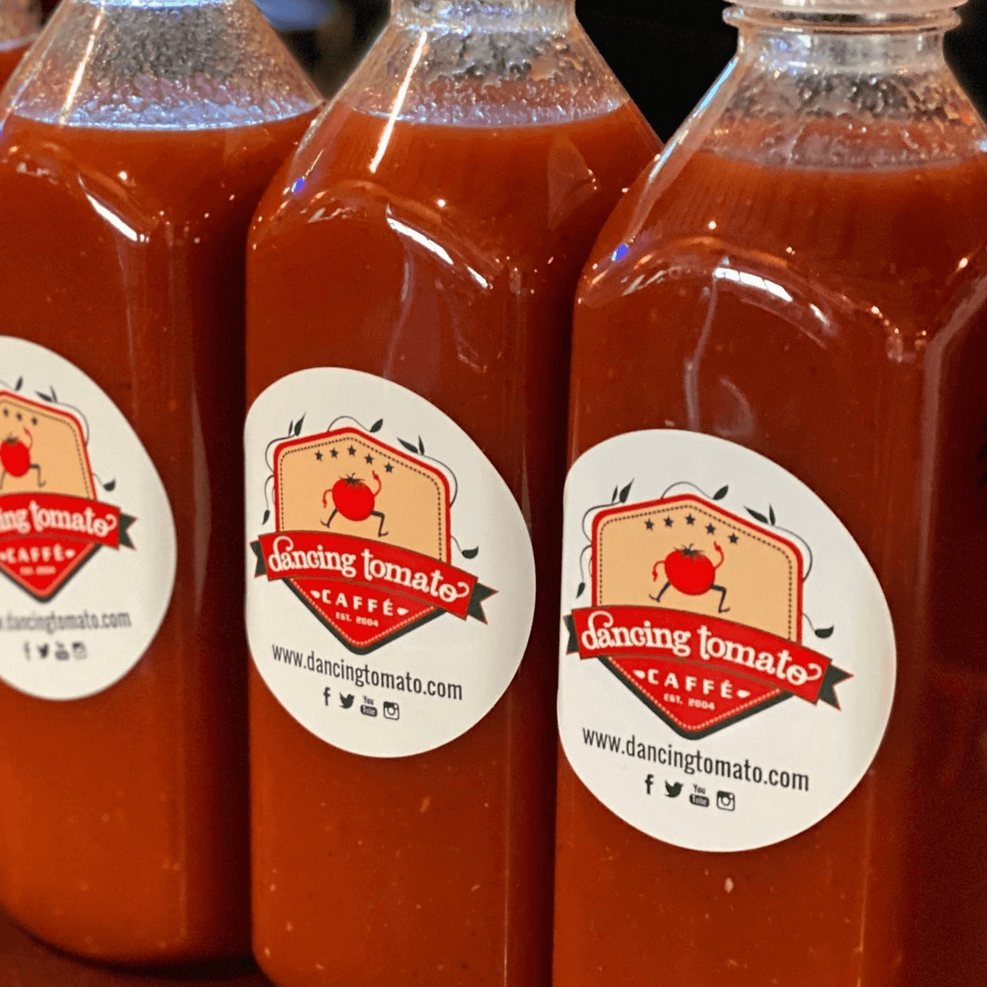 Dancing Tomato Caffe gallery image #2