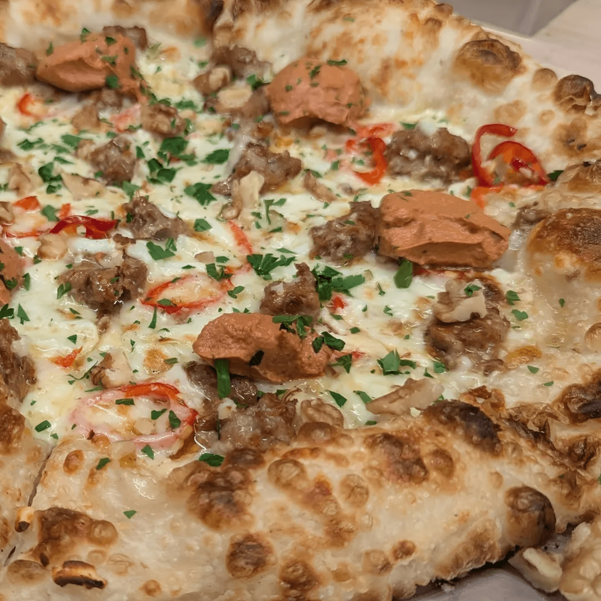 Cheezy's Artisan Pizza gallery image #1