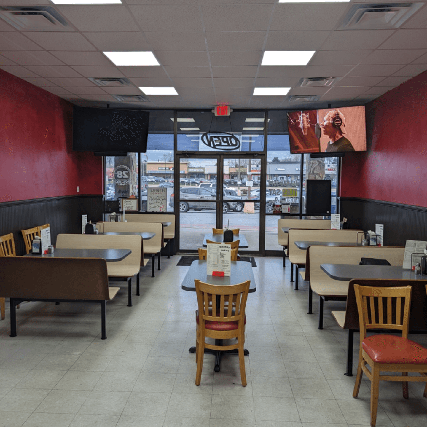 Dine-In Vibes