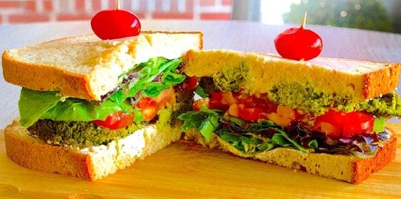 Quinoa Veggie Sandwich (c).
