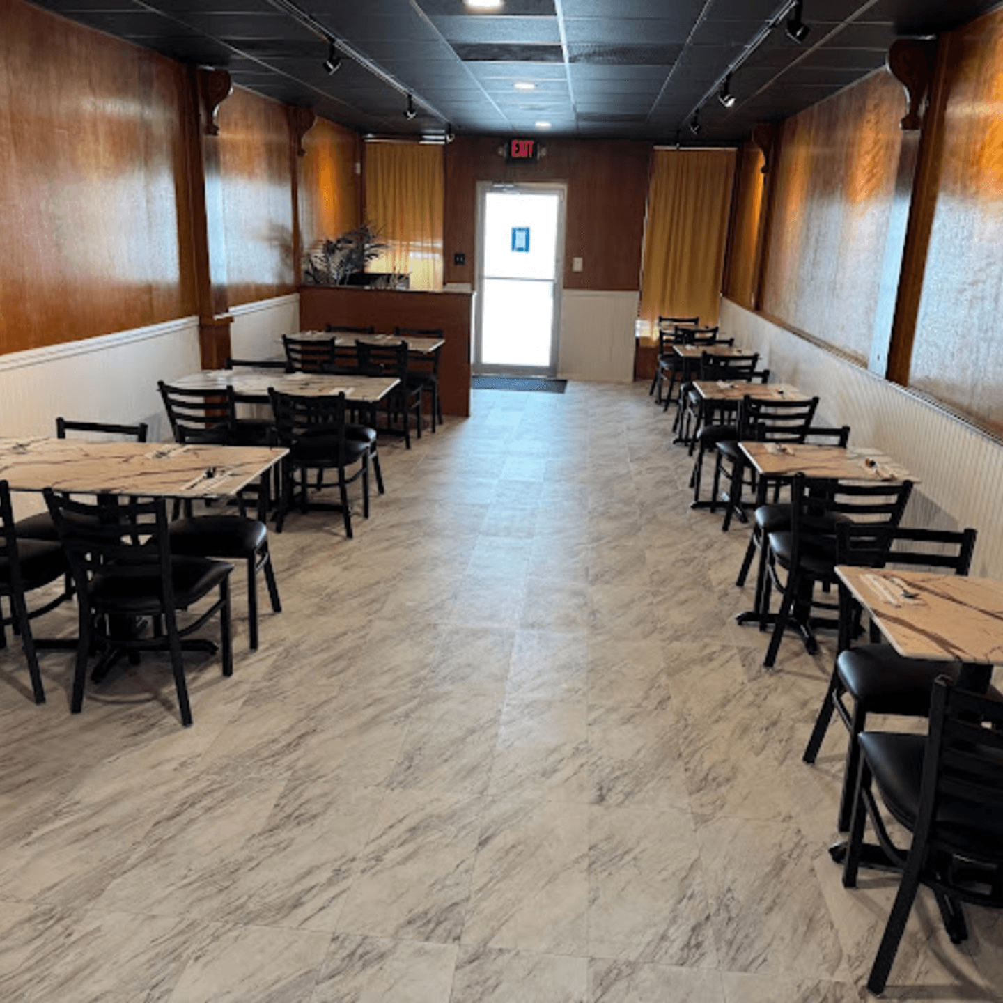 Join Us for a Meal That Feels Like Home 🏠