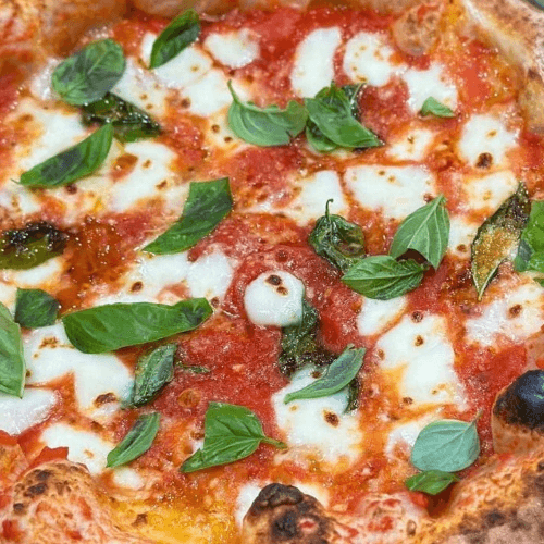 12 Inch small Traditional Margherita (GLUTEN FREE CAULIFLOWER CRUST).