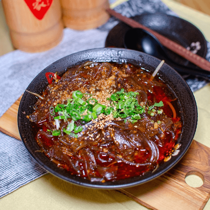 Glass Noodle Hot Pot (Chengdu) 幺妹儿冒宽粉 (成都).