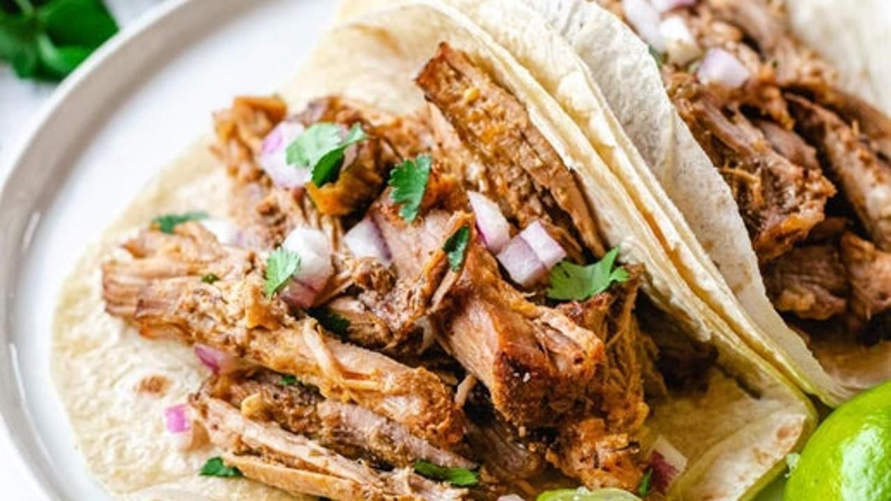 Taco De Carnitas.