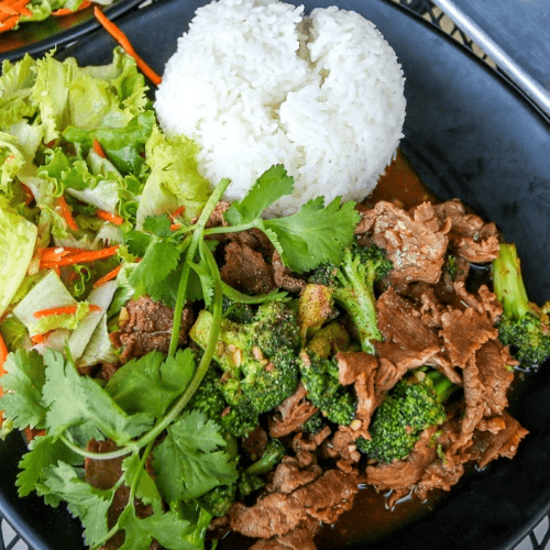 Beef and Broccoli with Steamed Rice