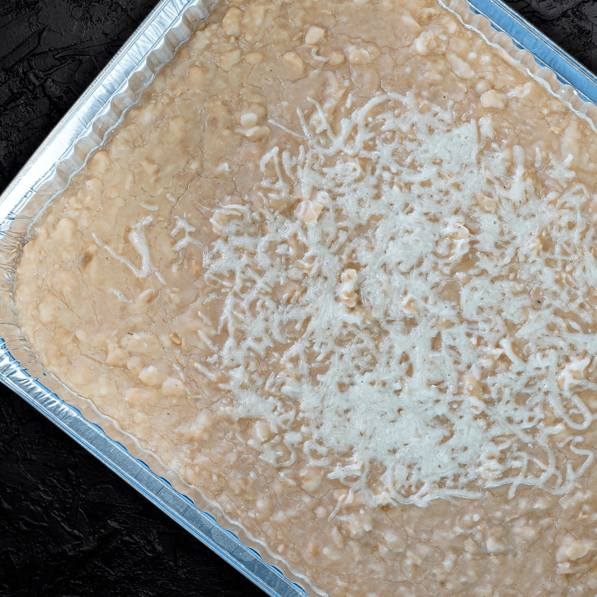 Medium Refried Beans Party Tray 35 Servings.