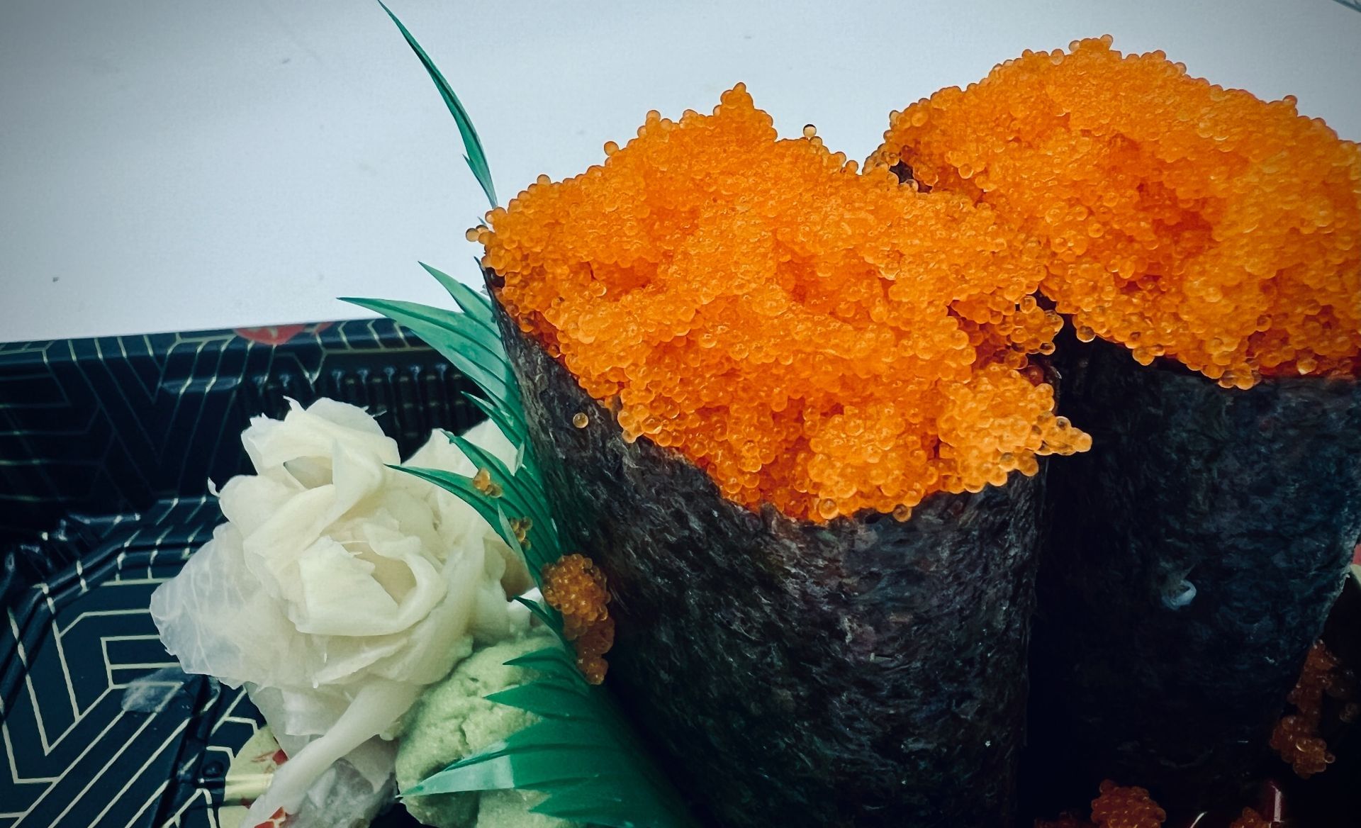 (Off) Smelt egg sushi 2 pcs.