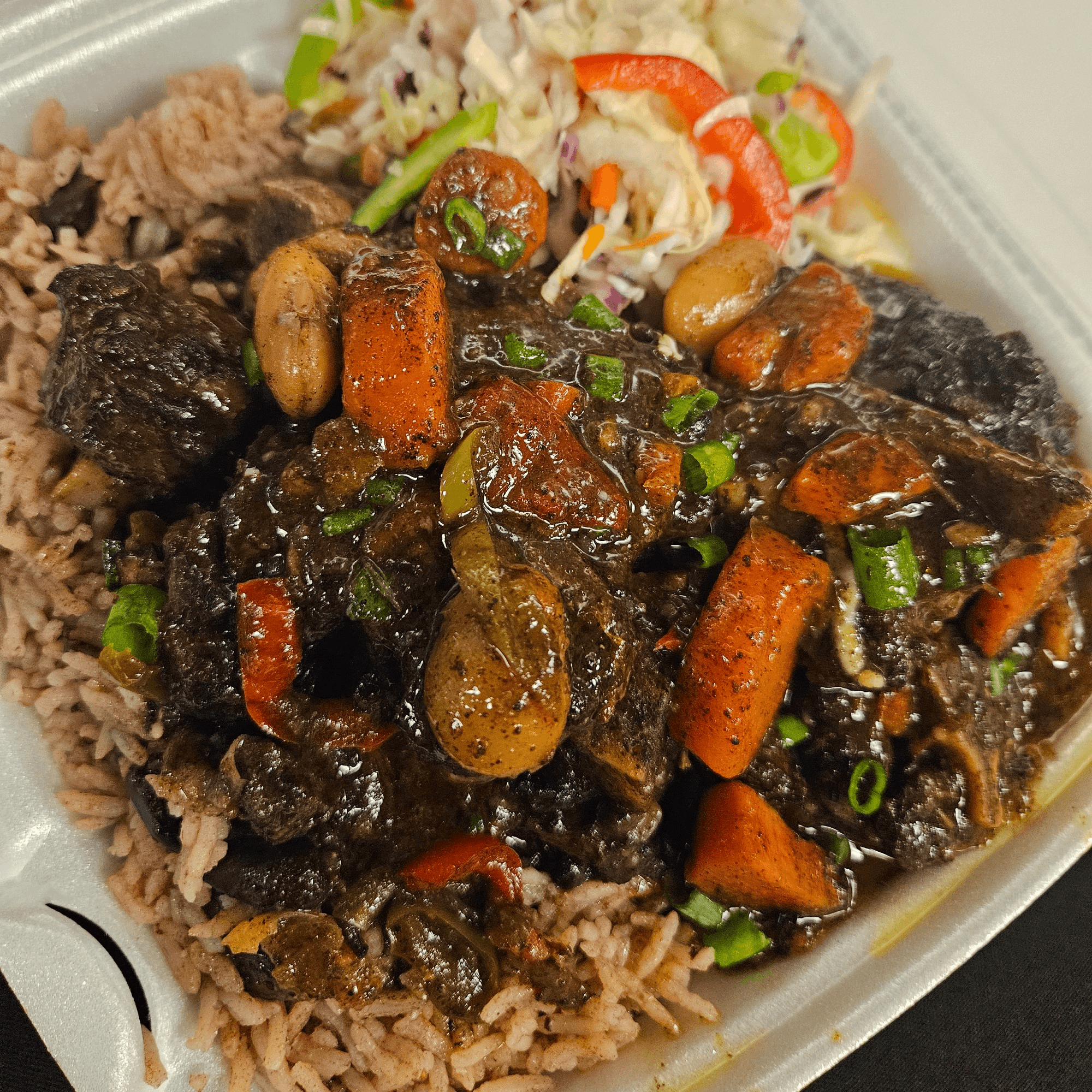 Topnotch Island Flavor Kitchen gallery image #5