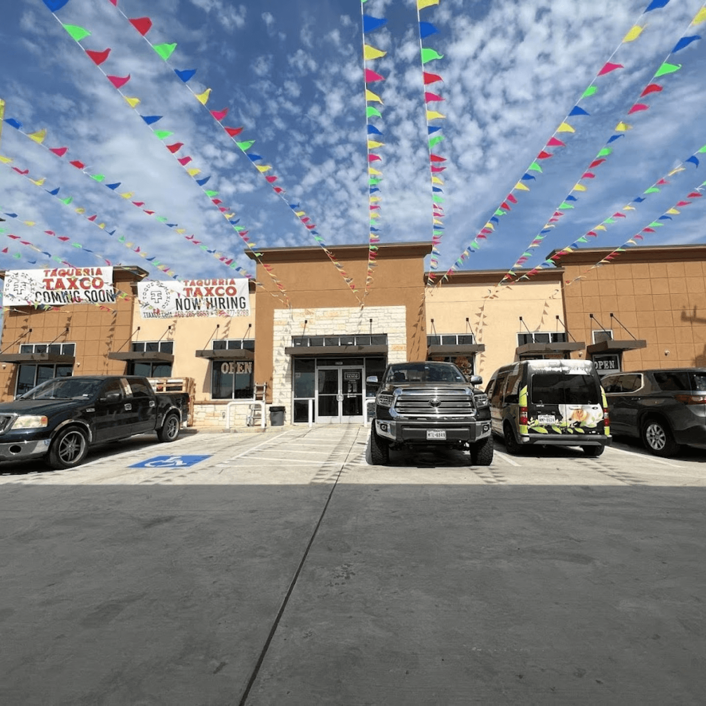 Welcome to Taqueria Taxco- Green Oaks Road