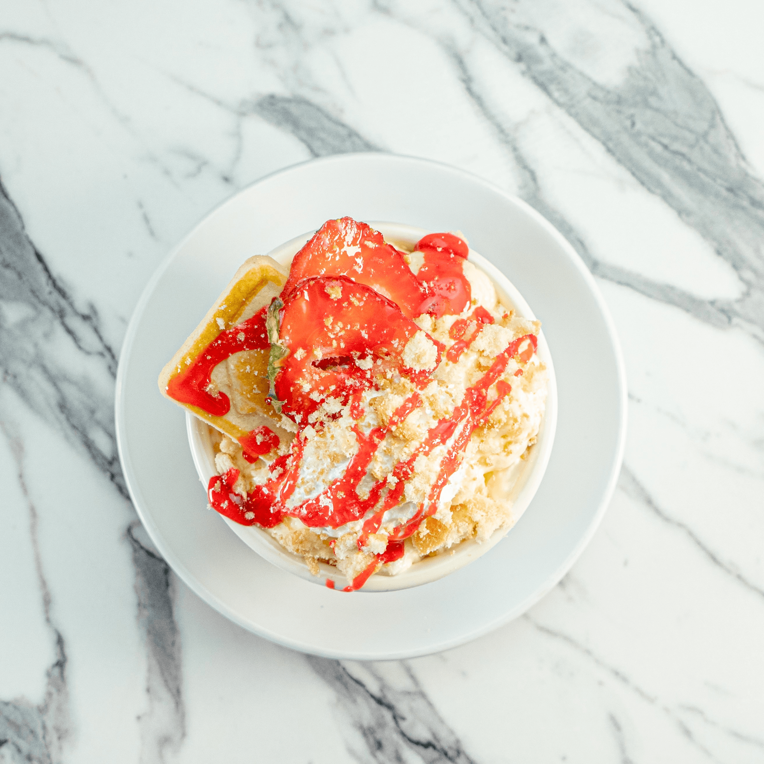 Strawberry Lush/Large.